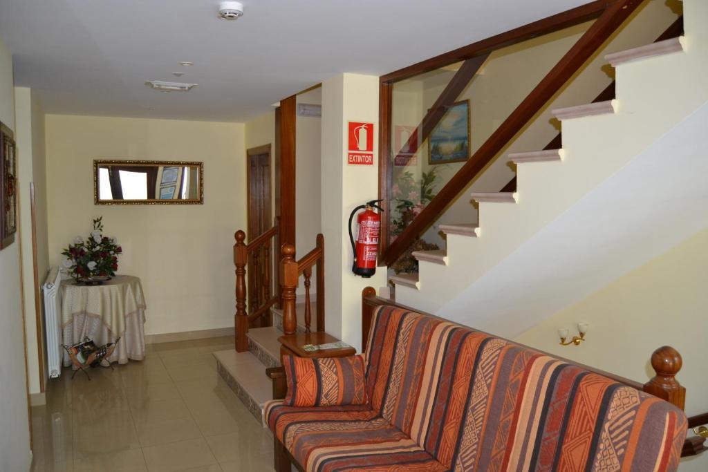 Hotel Restaurante Canero Buitenkant foto