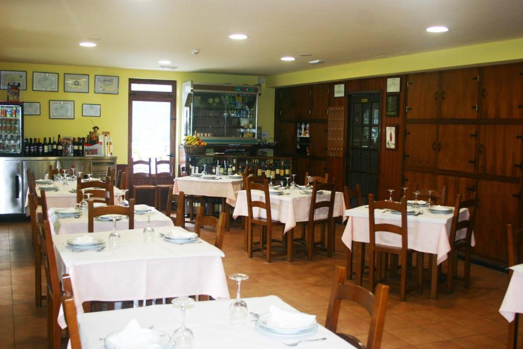 Hotel Restaurante Canero Buitenkant foto